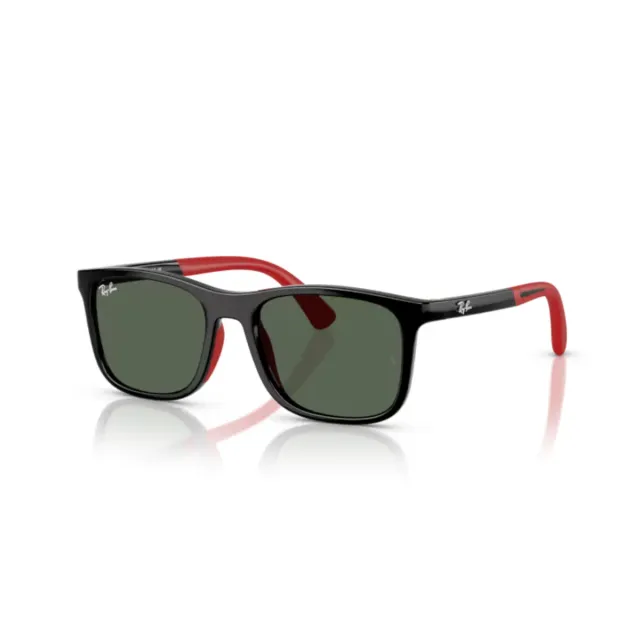 Солнцезащитные очки Ray-Ban RJ9084S